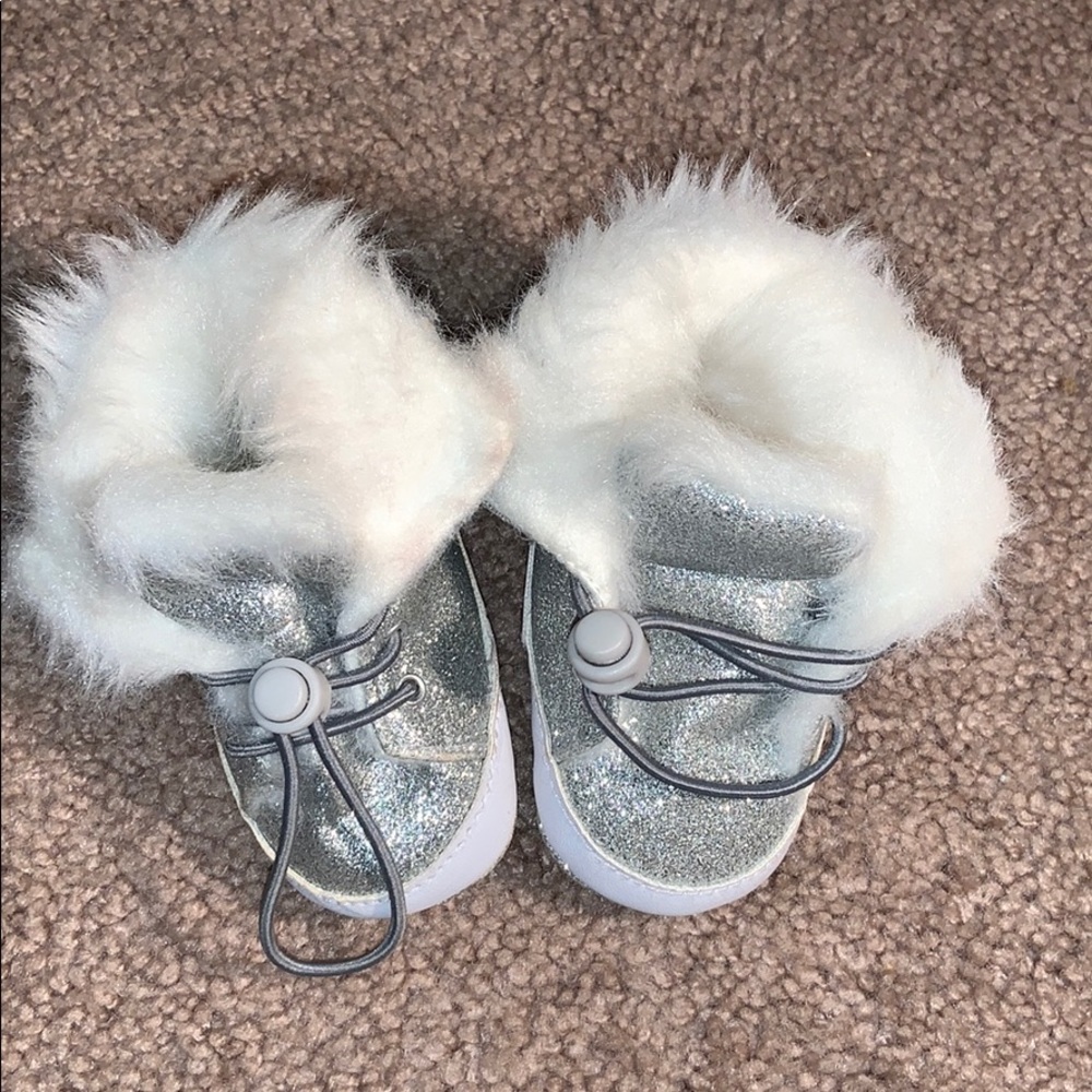 Size 0-6 months infant booties.